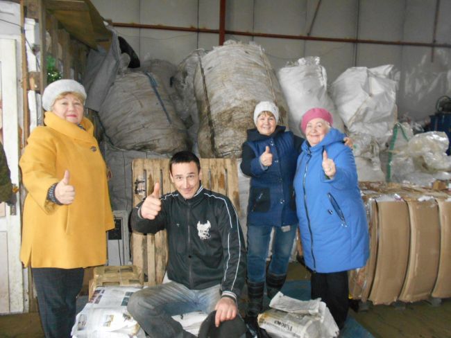 Ухтинские «серебряные» волонтеры собрали 529 кг макулатуры