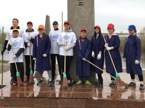 В Ухте прошел Всероссийский День заботы о памятниках